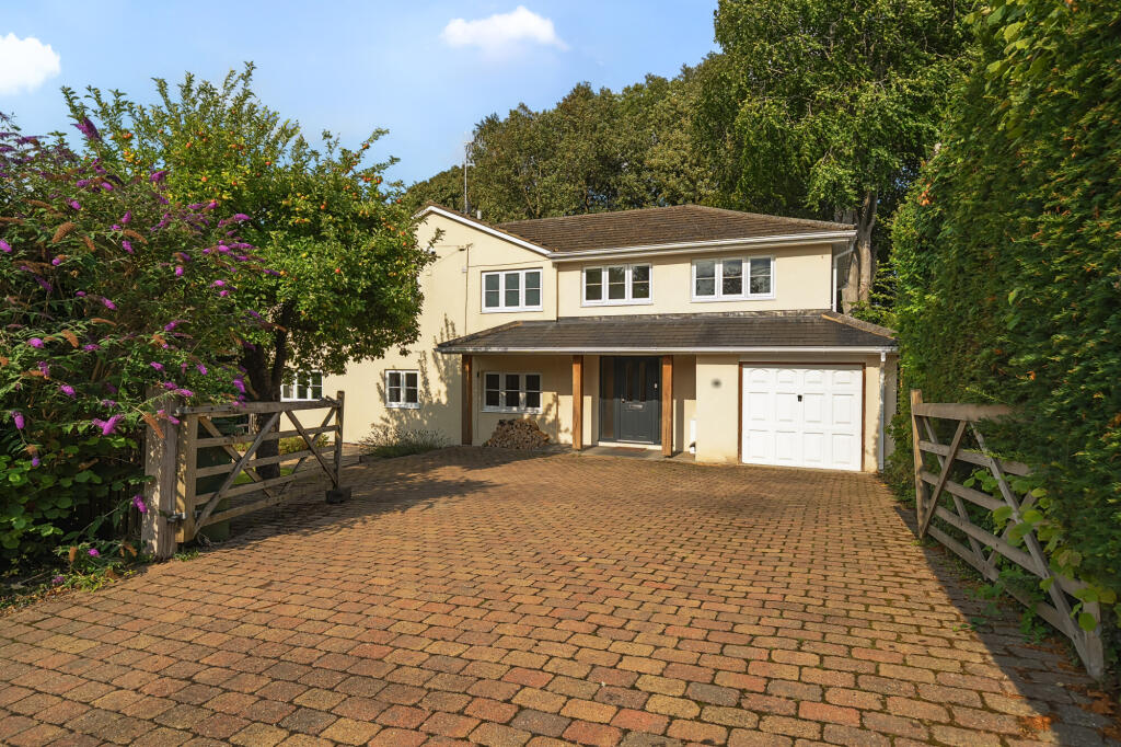 Main image of property: New Road, Little Kingshill, HP16