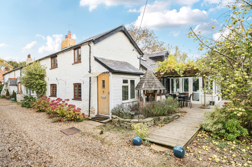 Main image of property: Oxford Street, Great Missenden, HP16
