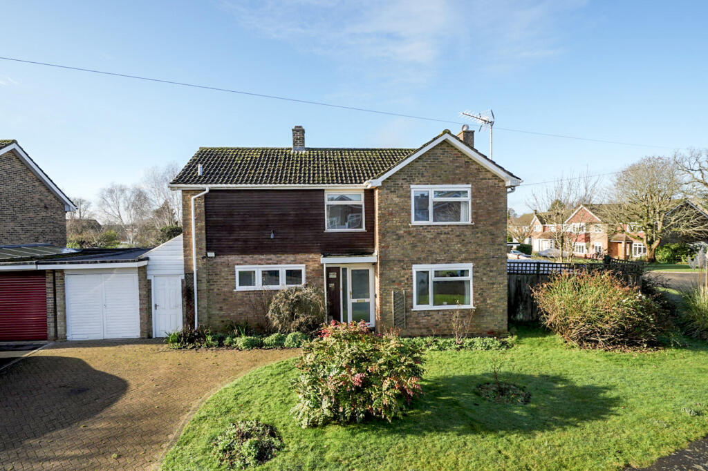 Main image of property: Honorwood Close, Great Missenden, HP16