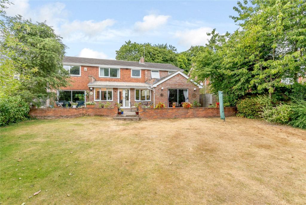5 bedroom detached house for sale in Stony Lane, Little Kingshill