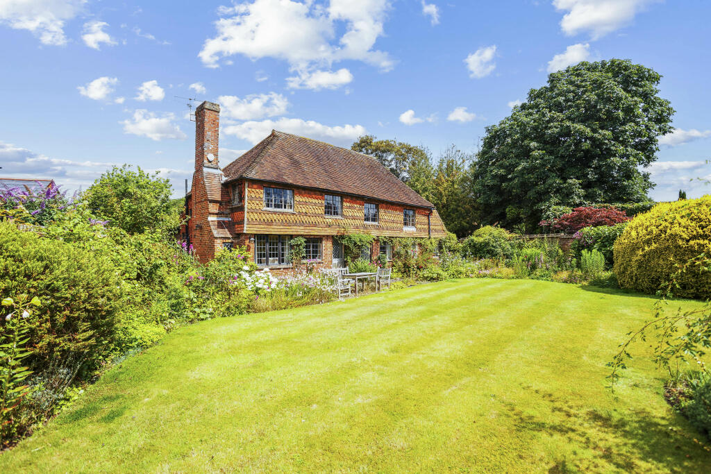 Main image of property: The Common, Cranleigh, GU6