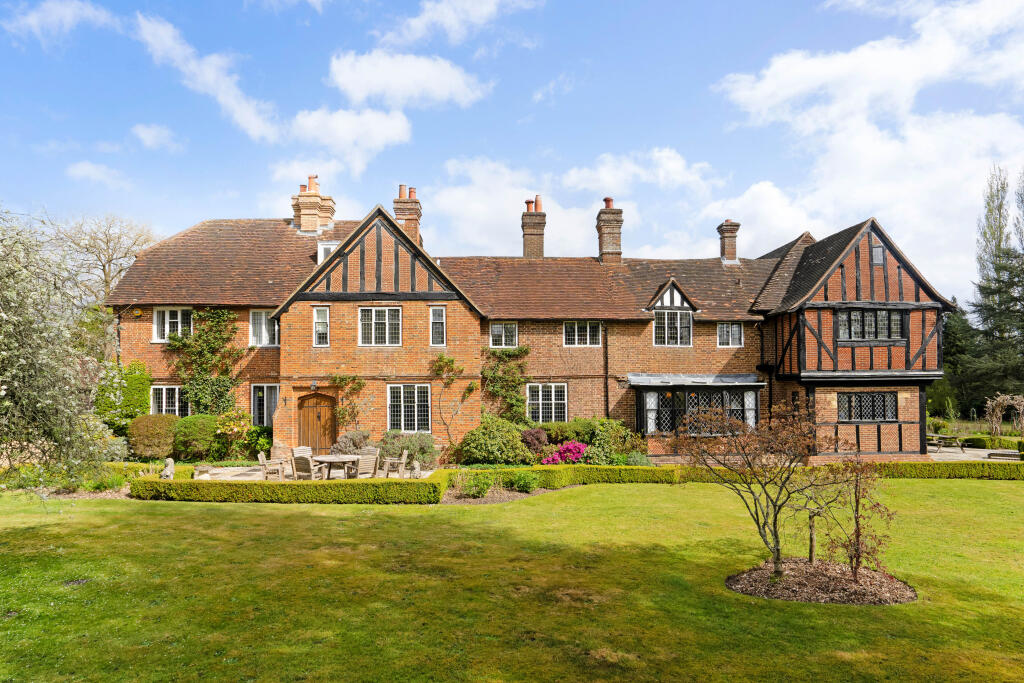 Main image of property: Guildford Road, Pirbright, GU24