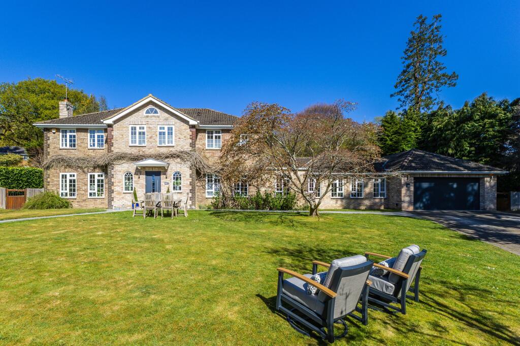 Main image of property: Stoatley Rise, Haslemere, GU27