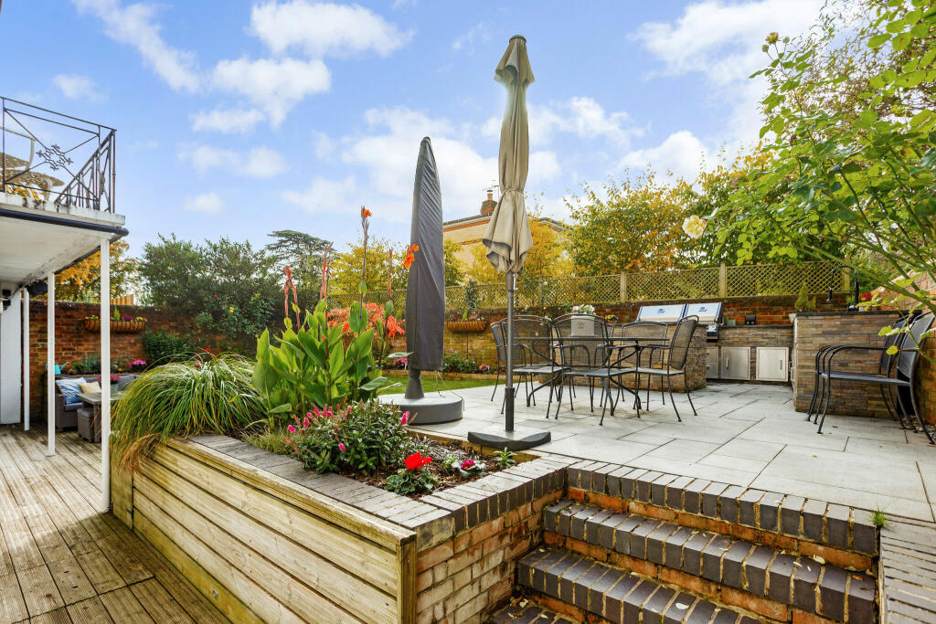 Main image of property: Fairmile, Henley-On-Thames, RG9