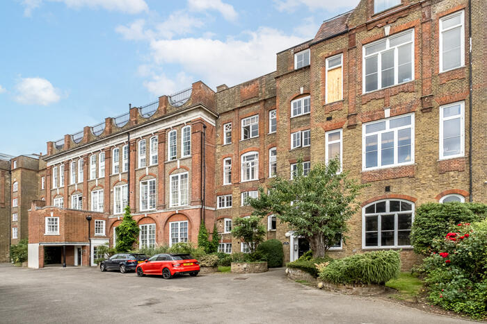 Main image of property: Gathorne Street, LONDON, E2