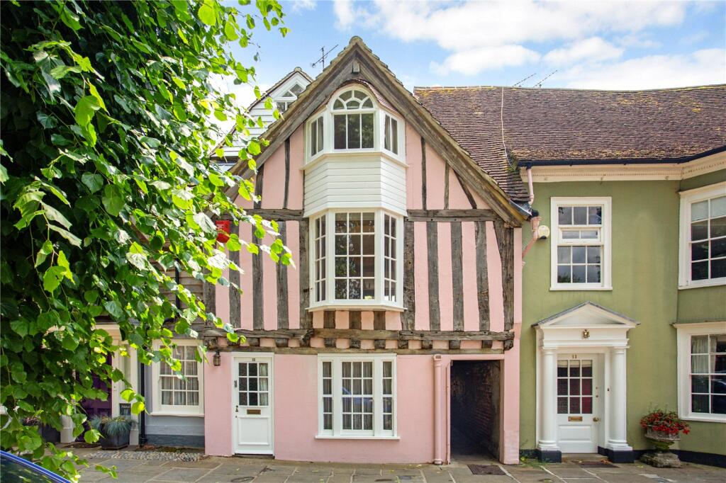 3 bedroom terraced house for sale in Causeway, Horsham, RH12