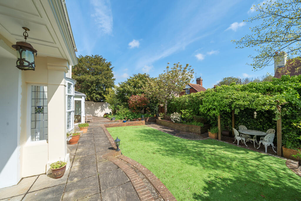 Additional property image - High Street, Steyning, BN44