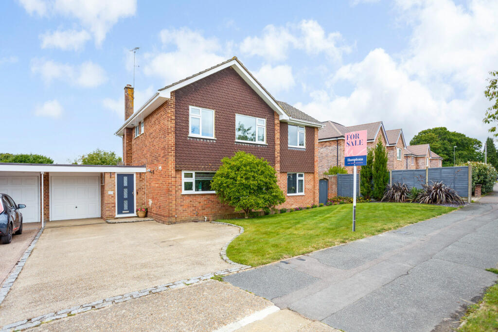 Main image of property: St. Leonards Road, Horsham, RH13