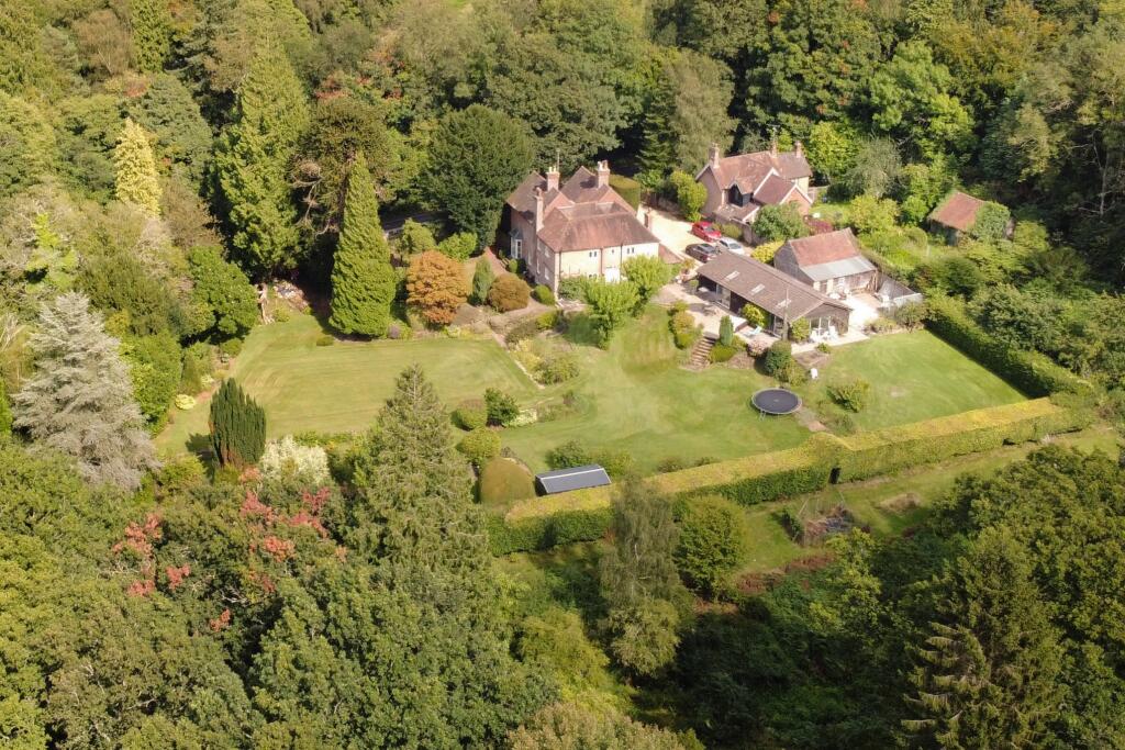 Main image of property: Brighton Road, Mannings Heath, RH13