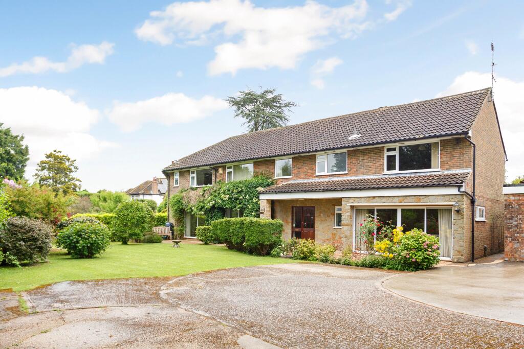 Main image of property: Crawley Road, Horsham, RH12