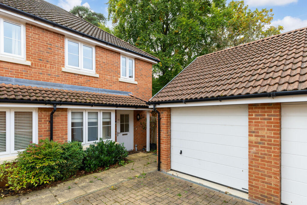 Main image of property: Rudgard Way, Liphook, GU30