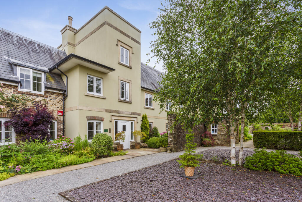 Main image of property: Ludshott Manor, Woolmer Lane, Liphook, GU30