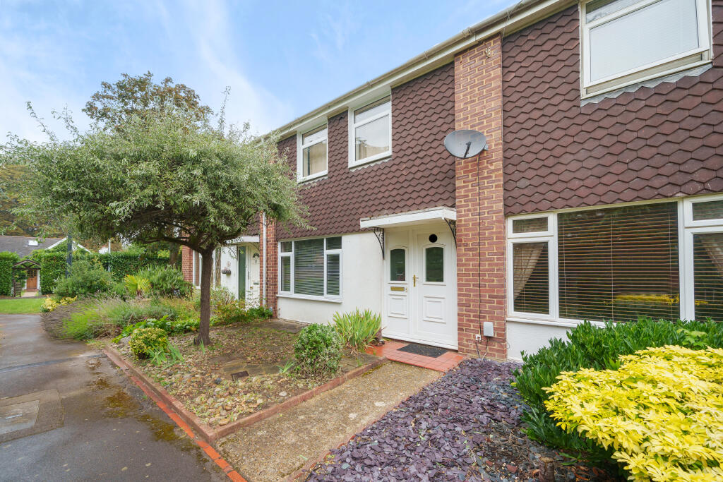 Main image of property: Boulters Lane, Maidenhead, SL6