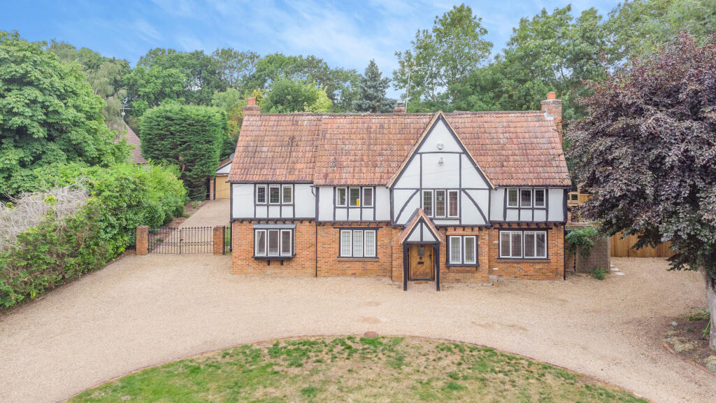 Main image of property: Hawthorn Hill, Warfield, RG42