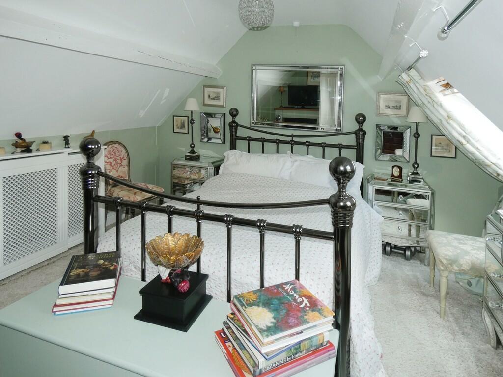 Additional property image - Victoria Road, Tamworth