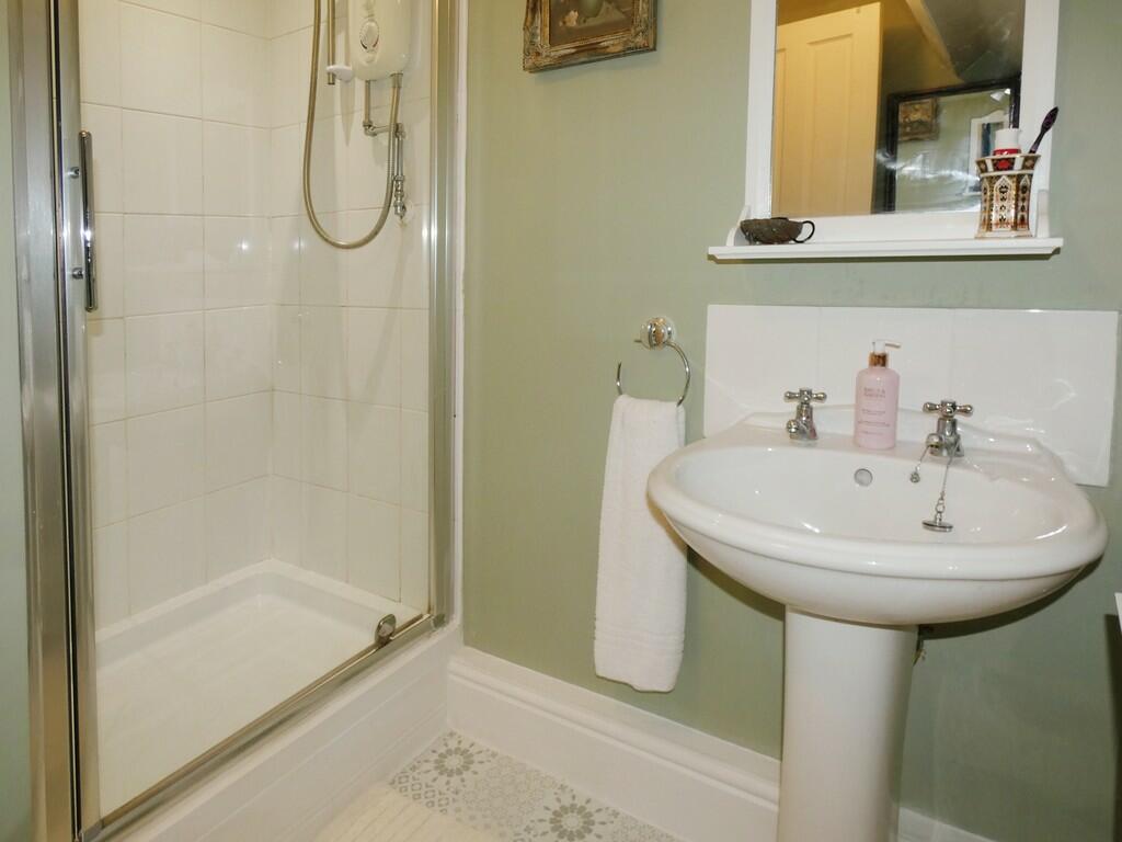 Additional property image - Victoria Road, Tamworth