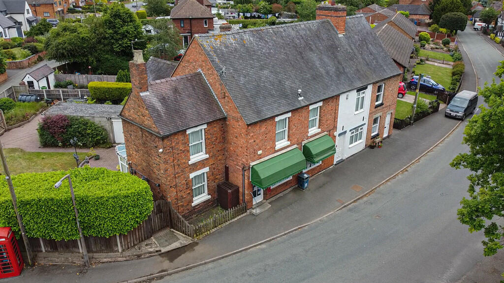 5 bedroom end of terrace house for sale in Main Road, Harlaston, B79