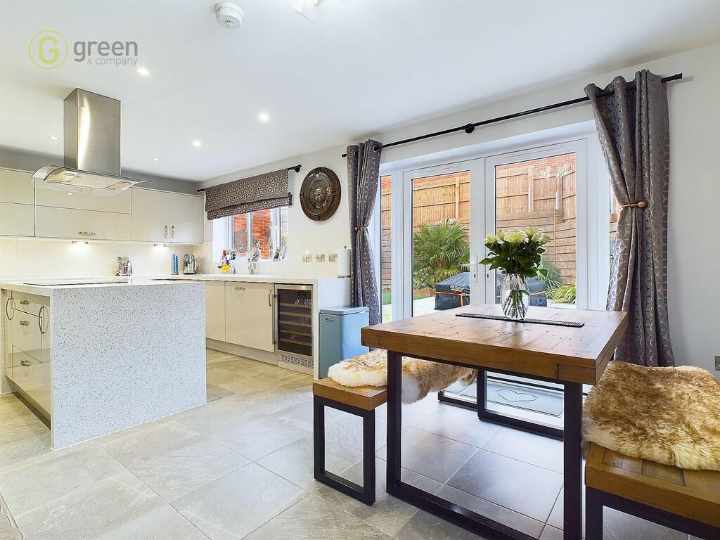 Additional property image - Stonecrop Close, Peel's Meadow