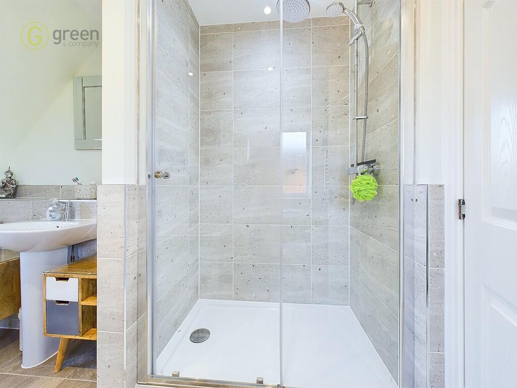 Additional property image - Stonecrop Close, Peel's Meadow