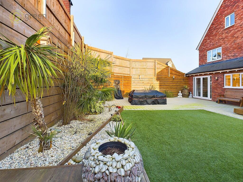 Additional property image - Stonecrop Close, Peel's Meadow