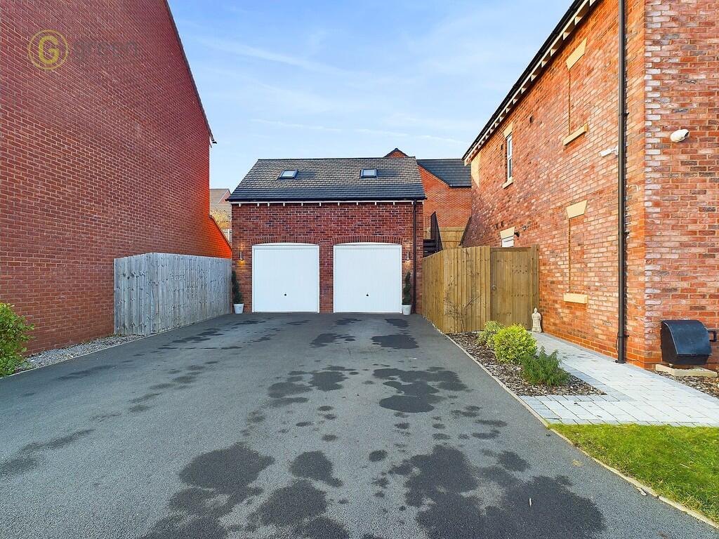 Additional property image - Stonecrop Close, Peel's Meadow