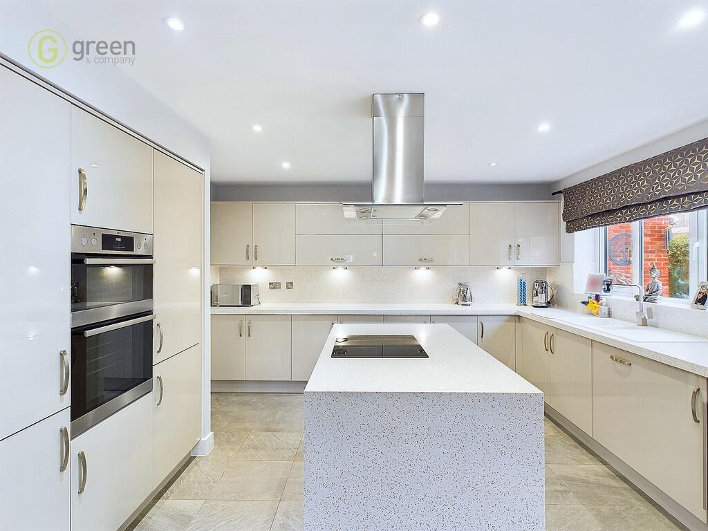 Additional property image - Stonecrop Close, Peel's Meadow