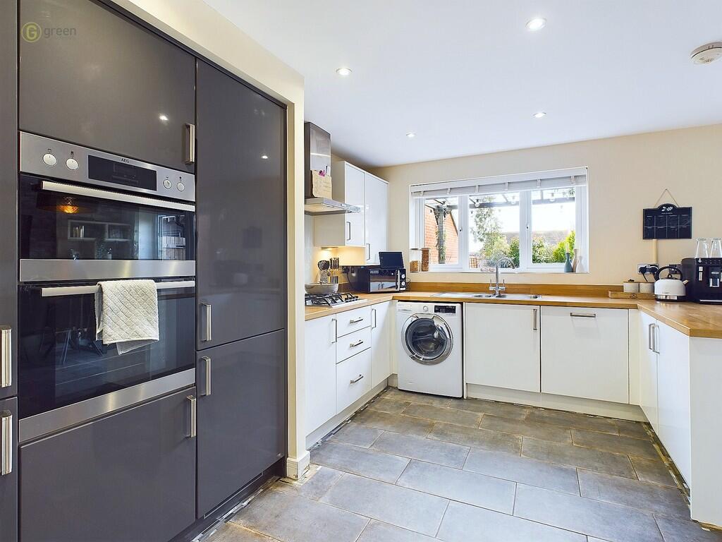 Additional property image - Clover Close, Tamworth