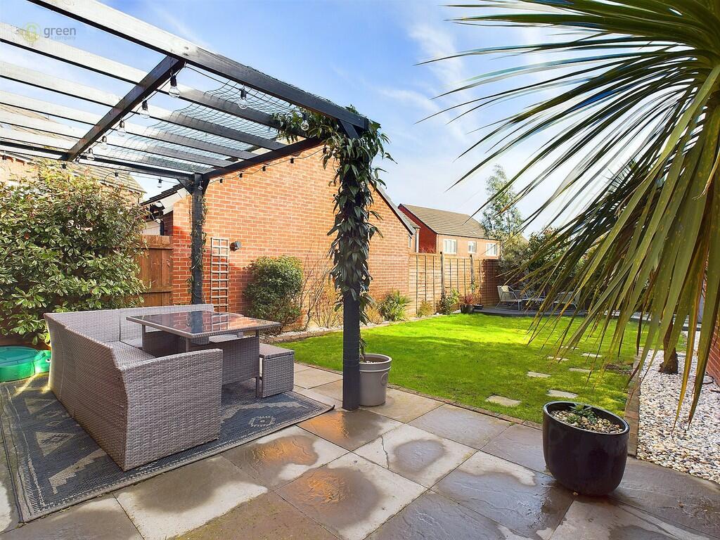 Additional property image - Clover Close, Tamworth