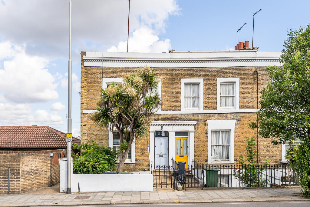 Main image of property: Wandsworth Road, London, SW8