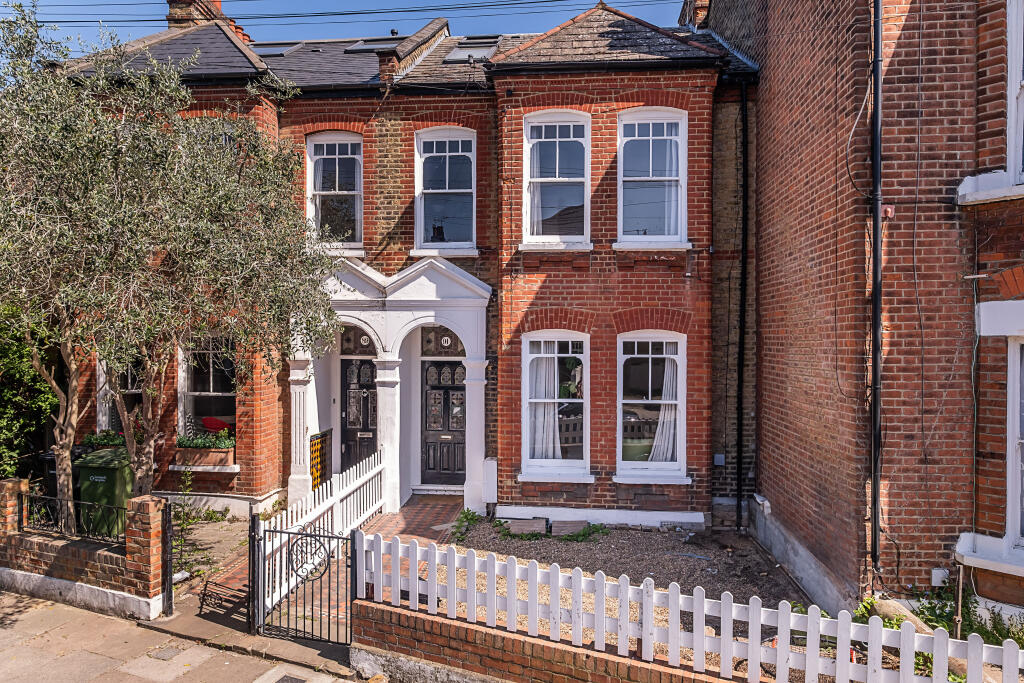 Main image of property: Hambalt Road, London, SW4