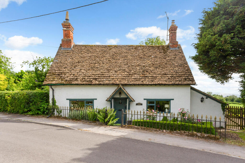 3 bedroom house for sale in Compton Bassett, Calne, SN11