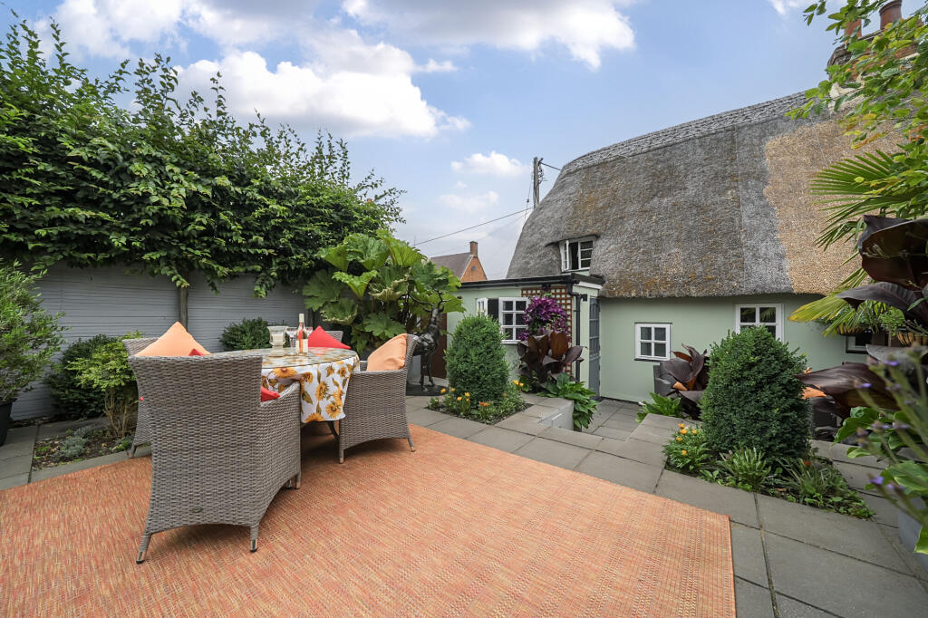 Main image of property: 41 Oxford Street, Ramsbury, SN8