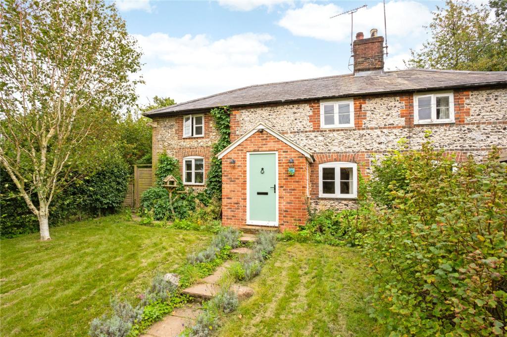 2 bedroom semidetached house for sale in Boreham Cottages, Boreham