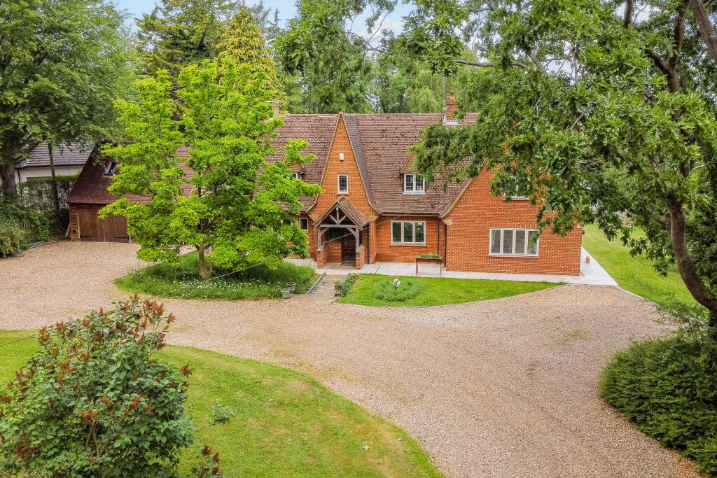 Main image of property: Spurgrove Lane, Frieth, RG9