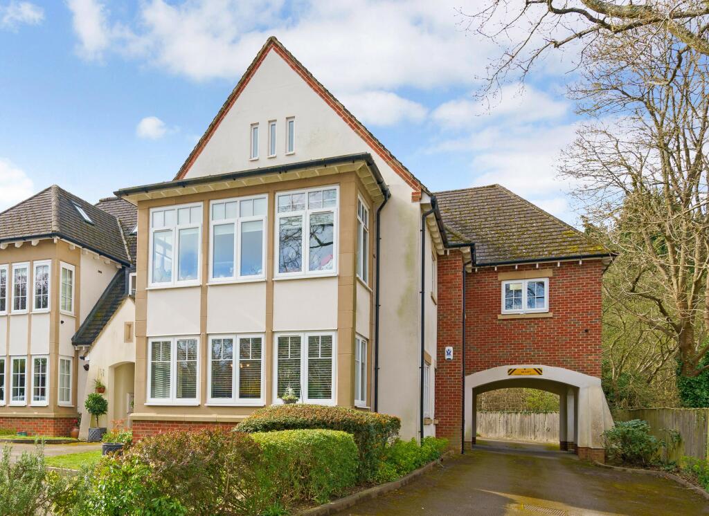 Main image of property: Dean Court Road, Oxford, OX2