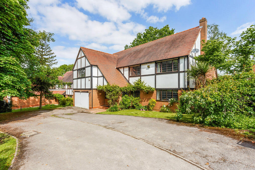 4 bedroom detached house for sale in Jack Straws Lane, Oxford, OX3