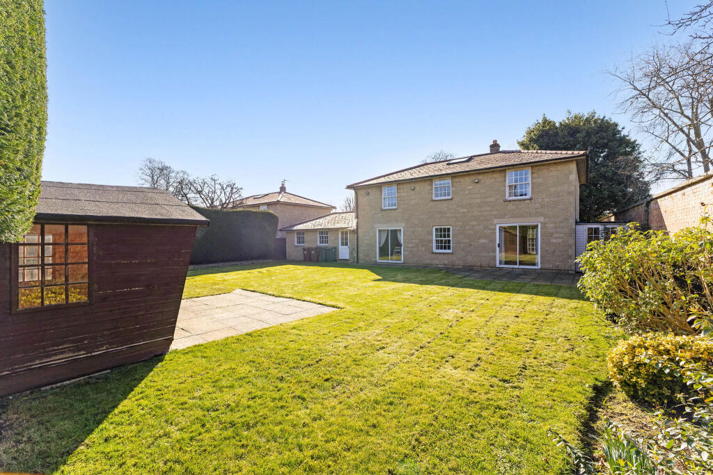 Main image of property: Queens Avenue, Bicester, OX26