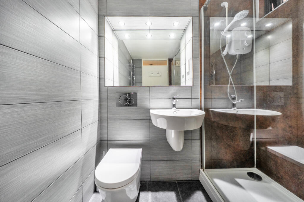 Main image of property: Thackley End, Oxford, OX2