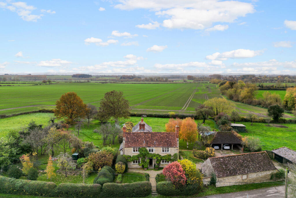 Main image of property: The Green, Denton, OX44