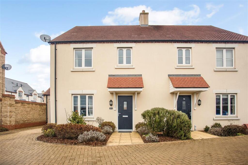 Main image of property: Haydock Road, Bicester, OX26