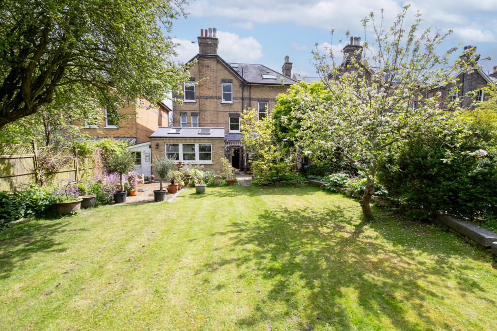 Main image of property: Harold Road, LONDON, SE19