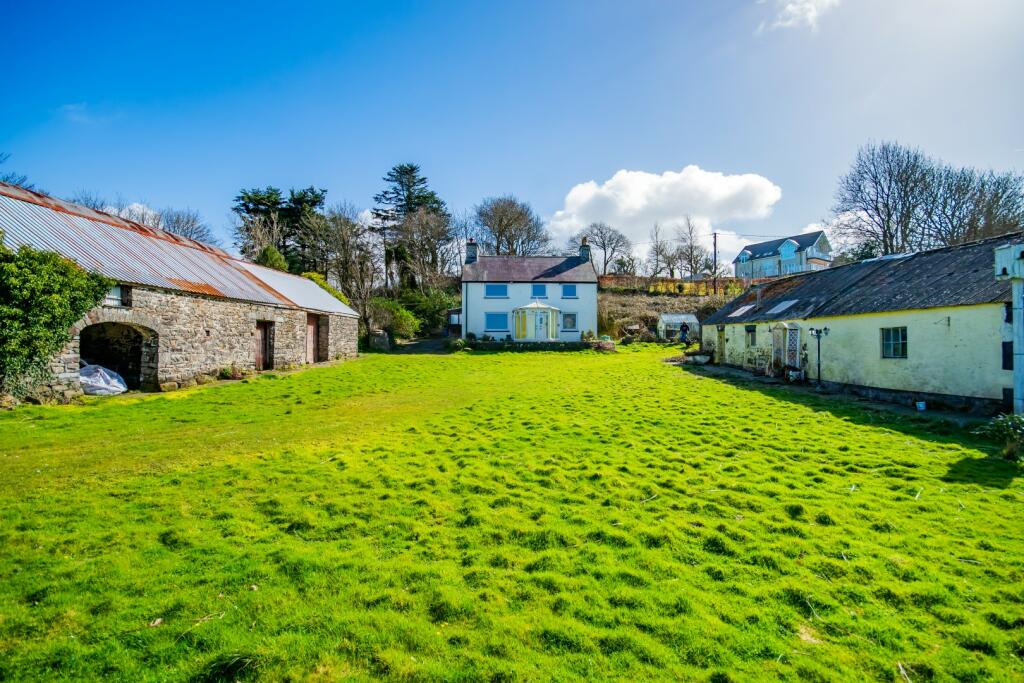 4 bedroom detached house for sale in New Quay CEREDIGION, SA45