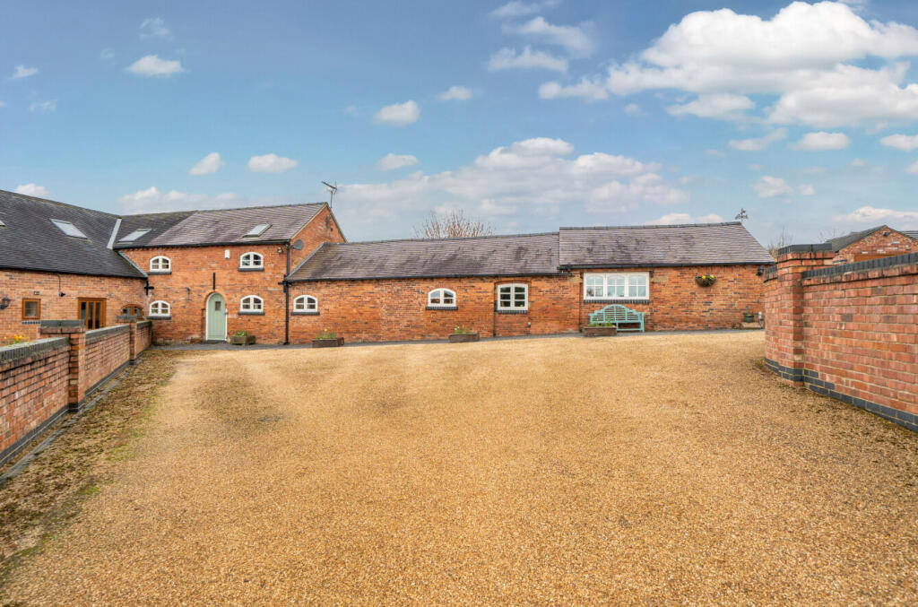 4 bedroom barn conversion for sale in Stanley Common DERBYSHIRE, DE7