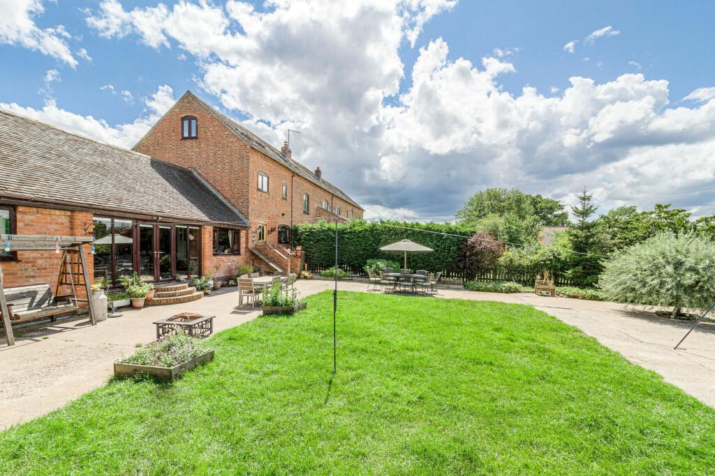 Additional property image - Stoke Golding WARWICKSHIRE