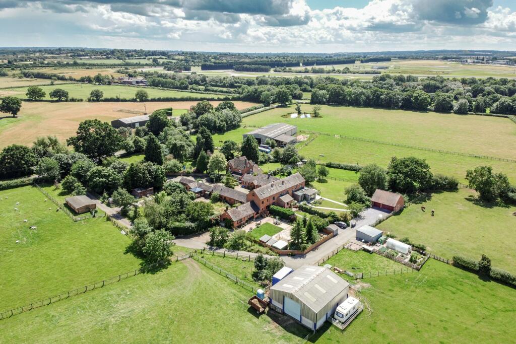 Additional property image - Stoke Golding WARWICKSHIRE