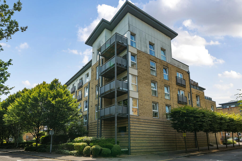 Main image of property: Metropolitan Station Approach, WATFORD, WD18