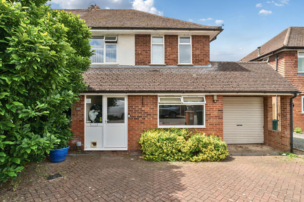 Main image of property: Heron Close, Rickmansworth, WD3