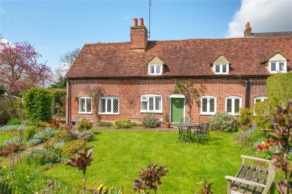 Main image of property: Upper Highway, Kings Langley, WD4