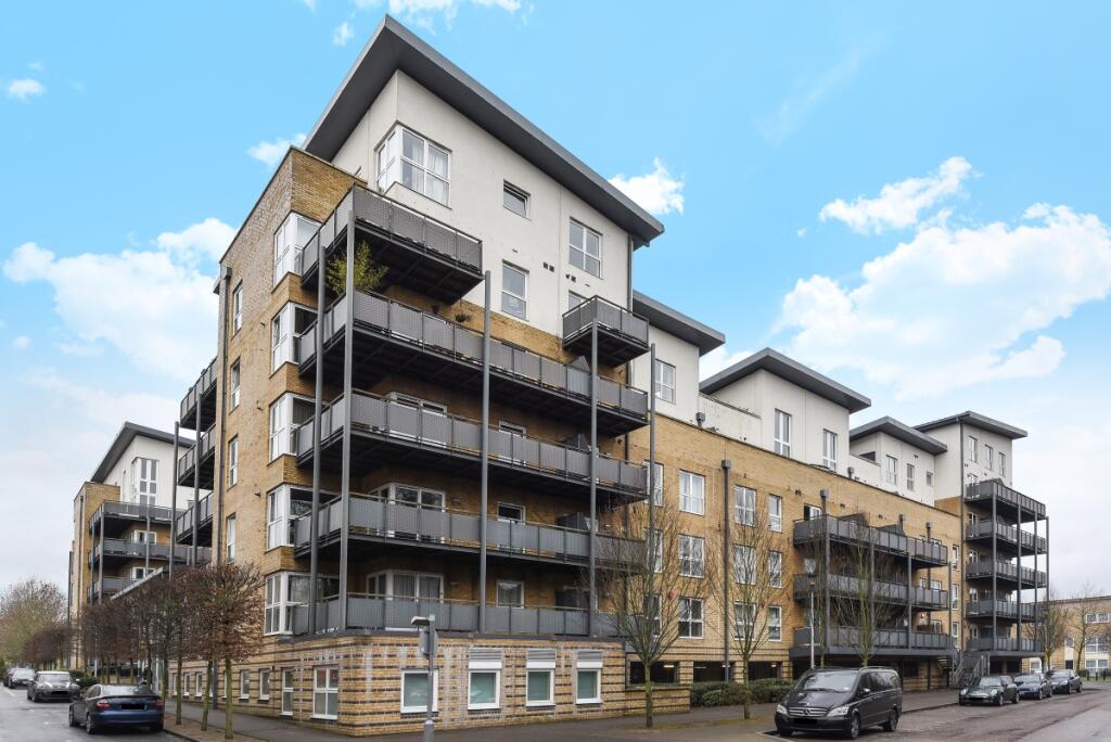 Main image of property: Metropolitan Station Approach Watford WD18