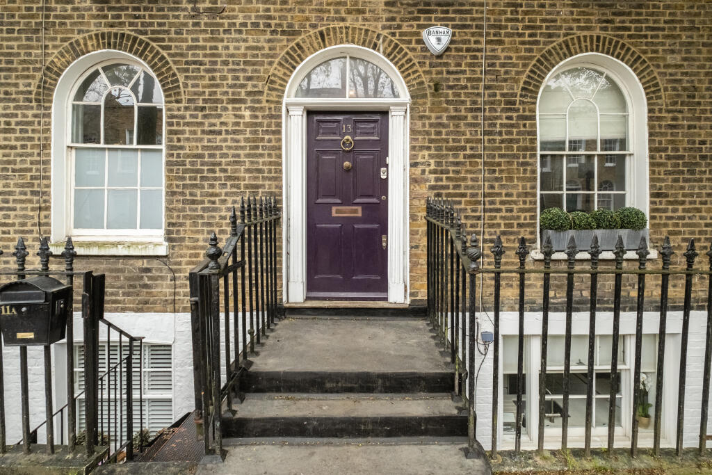 4 bedroom house for sale in Brooksby Street, London, N1